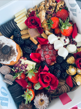 Load image into Gallery viewer, SWEET GRAZING BOX (LARGE)