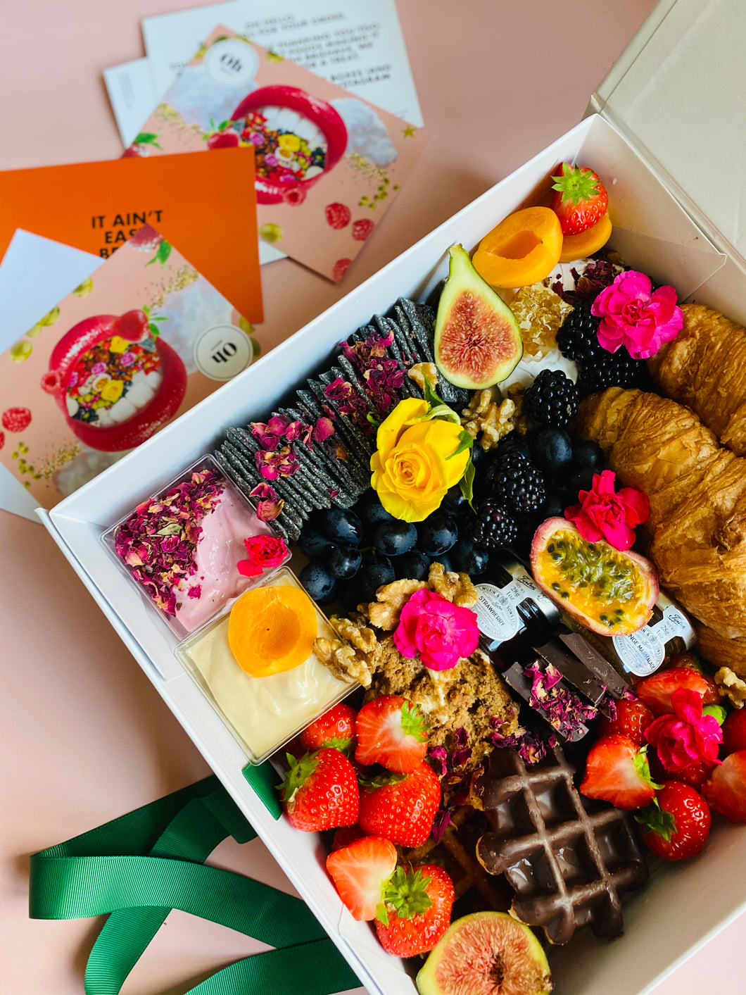 DELUXE BRUNCH BOX (LARGE)